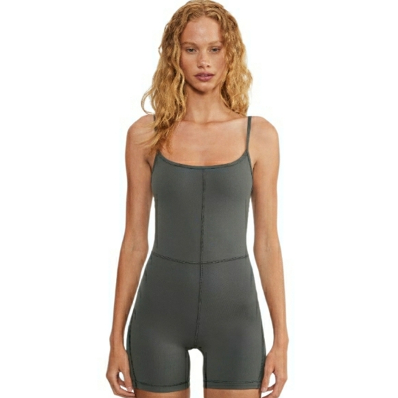 Aritzia Pants - Aritzia Golden Romper- S